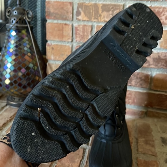 Sperry Top-Sider Black Saltwater Quilted Boots - Picture 6 of 8